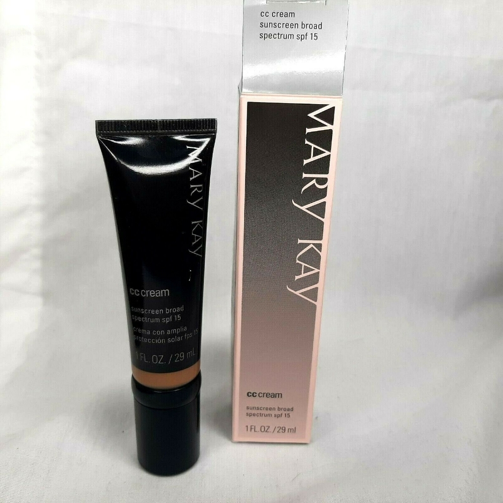 CC Cream spf 15 In Shade very deep